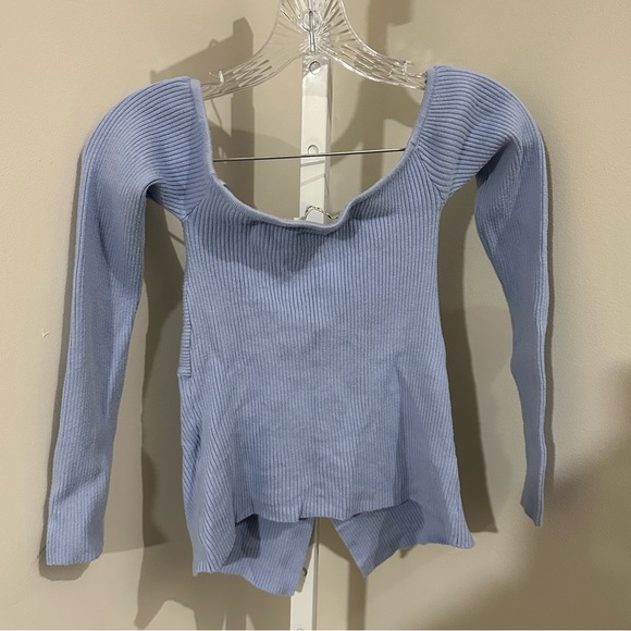 Abercrombie Twist Off The Shoulder Sweater Top - Picture 5 of 5